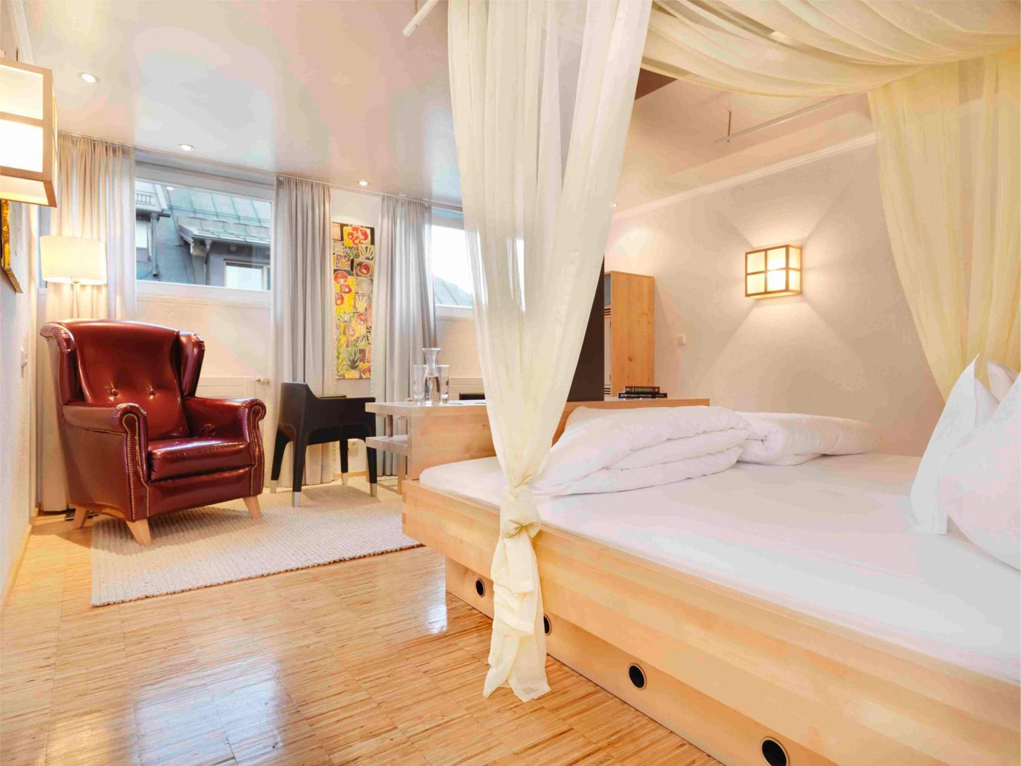 Hotel Goldener Adler - Im Sommer Silvretta Card Premium Inkludiert Ισγκλ Εξωτερικό φωτογραφία