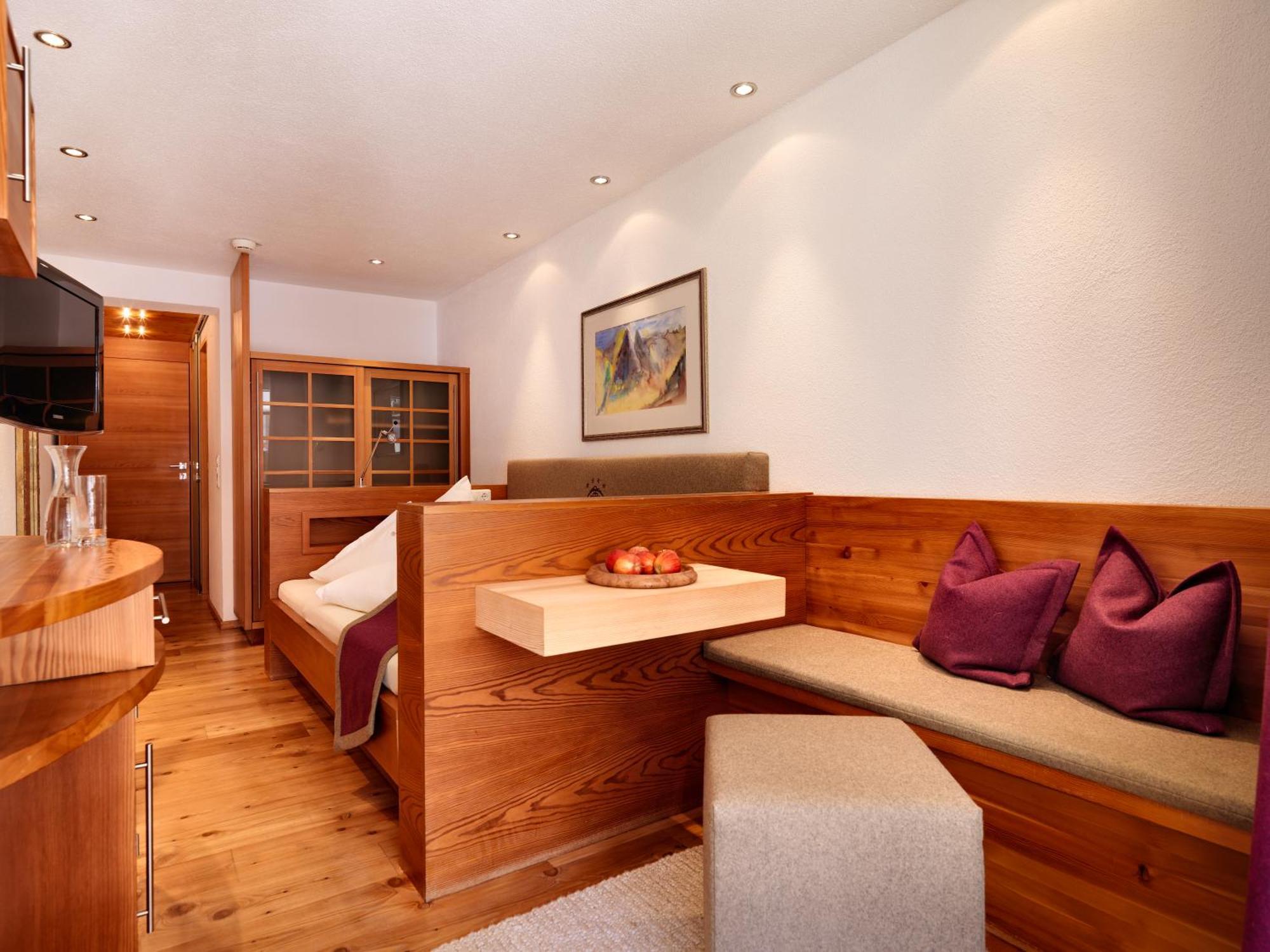 Hotel Goldener Adler - Im Sommer Silvretta Card Premium Inkludiert Ισγκλ Εξωτερικό φωτογραφία